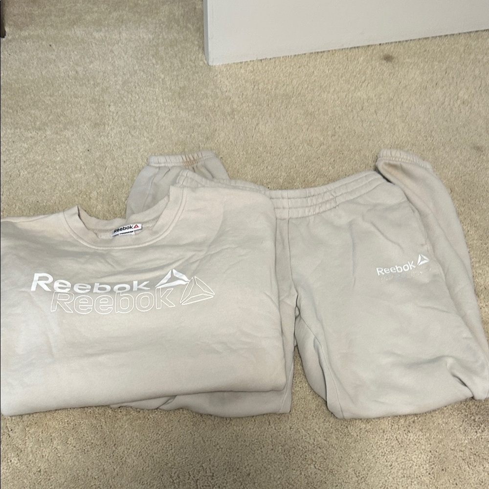 Reebok Light Tan Sweatshirt and Joggers Set